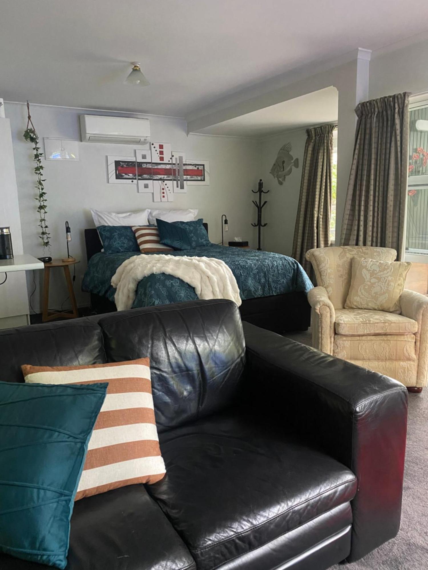 Hideaway - A Couples Retreat Vila Akaroa Exterior foto
