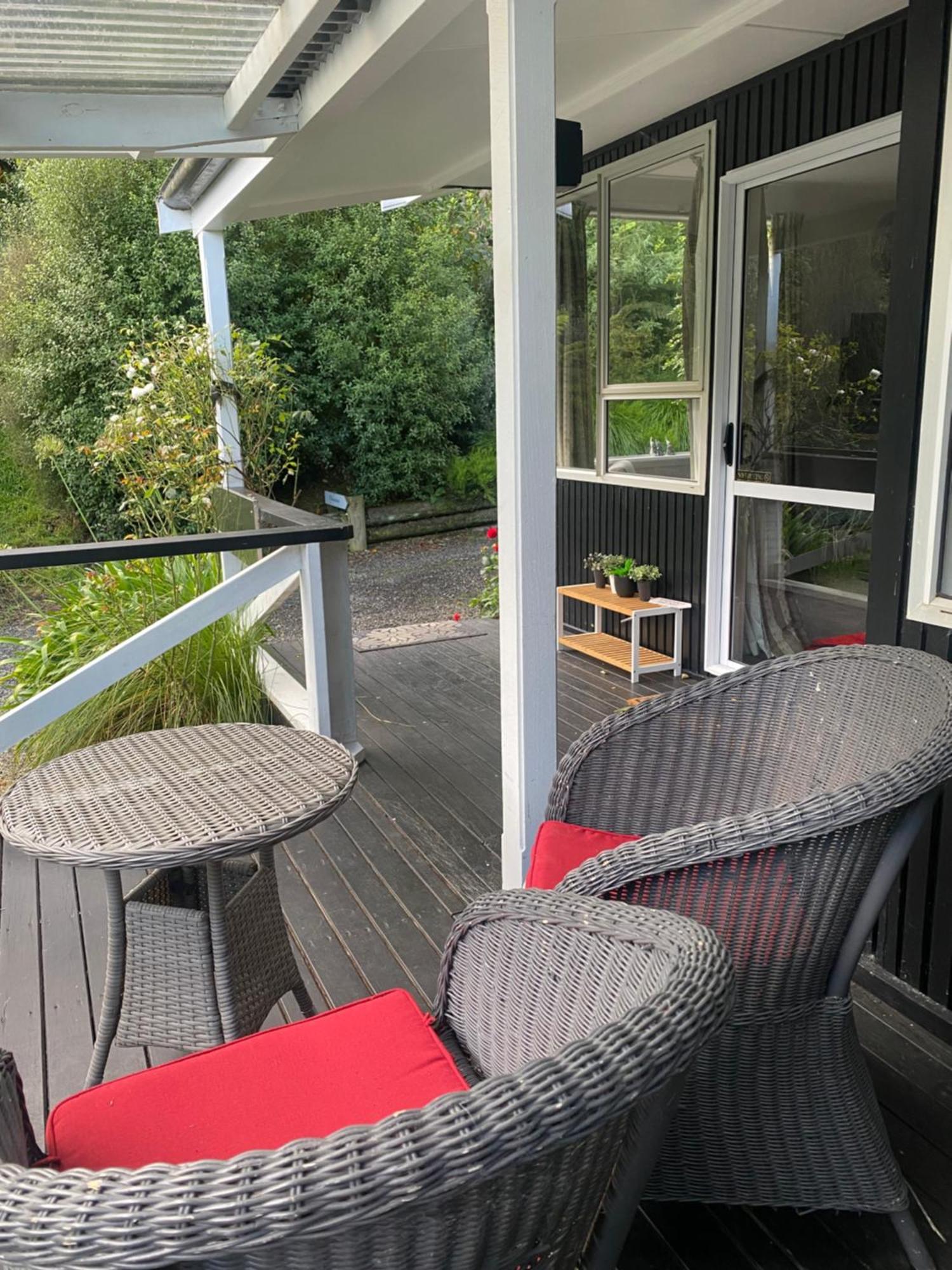 Hideaway - A Couples Retreat Vila Akaroa Exterior foto