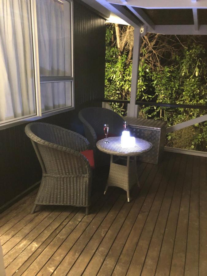 Hideaway - A Couples Retreat Vila Akaroa Exterior foto