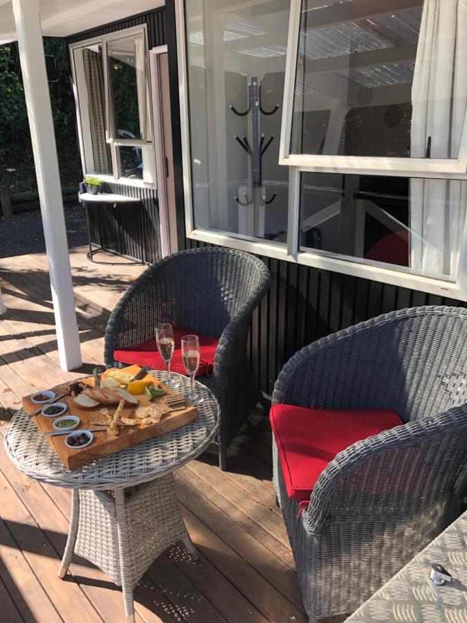 Hideaway - A Couples Retreat Vila Akaroa Exterior foto